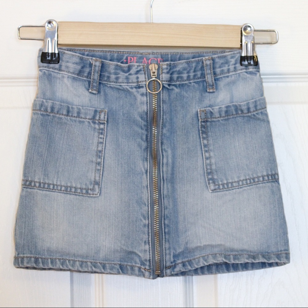 🌸4 for $20🌸 Girl’s Zip Front Denim Skirt